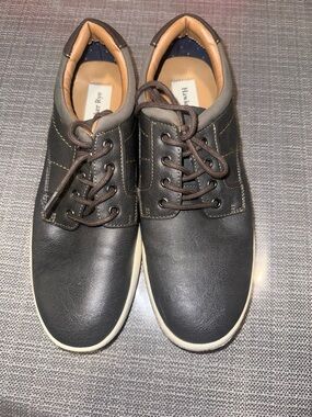 Men's Casual Lace-Up Sneakers
